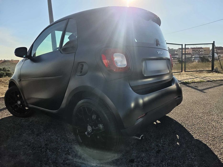 Smart Fortwo 0.9 90cv Preto Mate