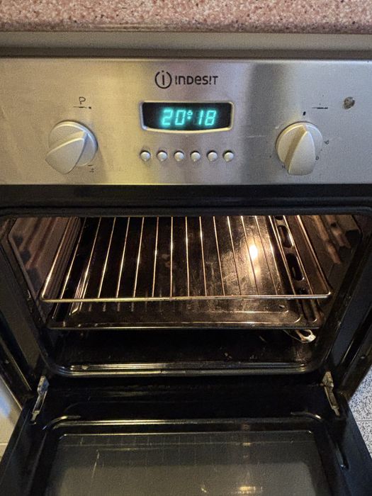 Forno de encastrar Indesit