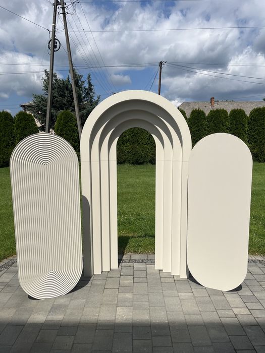 Ścianki dekoracyjne i postumenty z płyty MDF – elegancka dekoracja