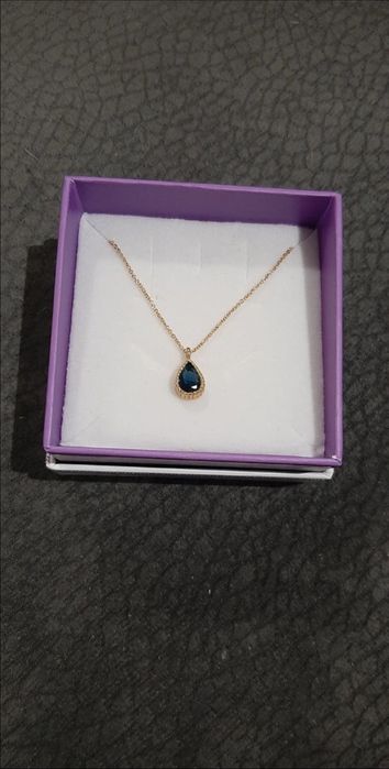 Colar em prata dourada gota