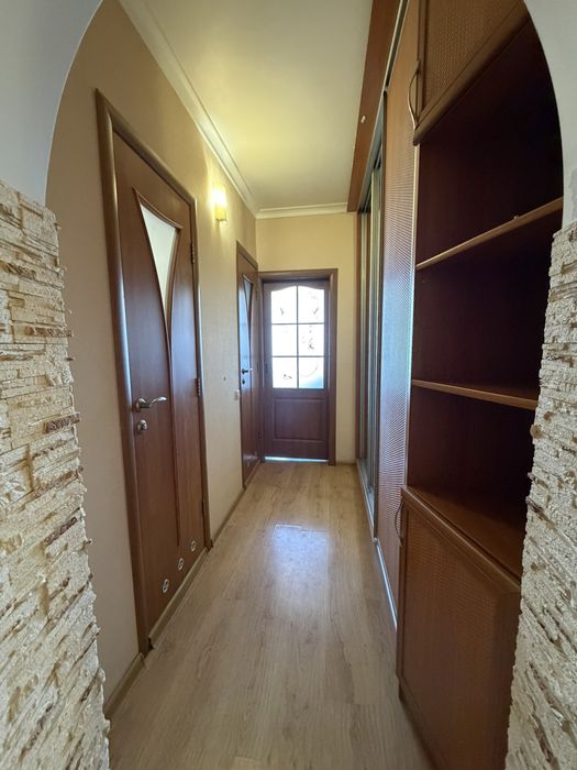 Продам 3-кімнатну квартиру в центрі міста - View 5