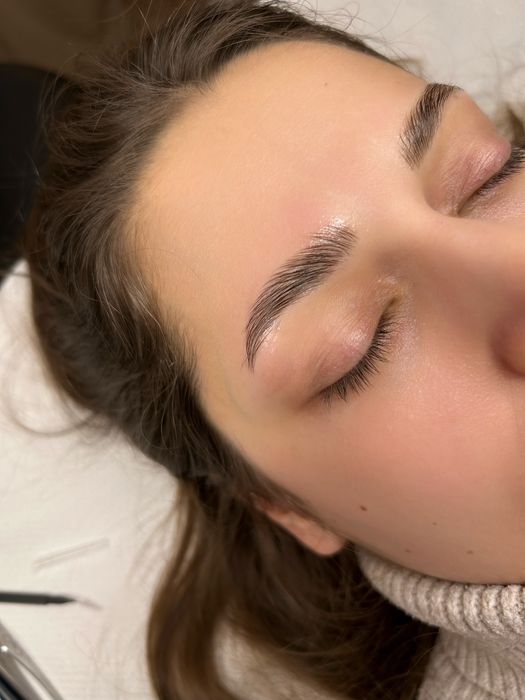 Stylizacja/ przedłużanie rzęs