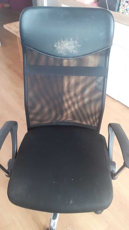 تصلب متجدد المدارية  krzesło do biurka olx