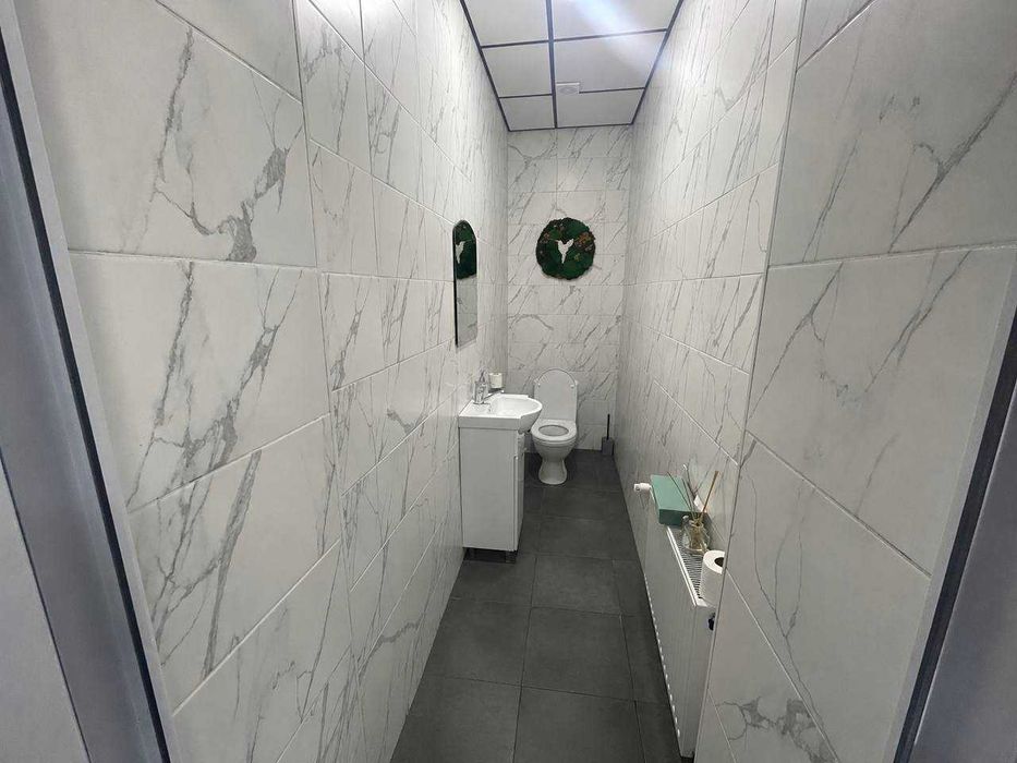 Оренда офісу 50 м2, торгової площі, біля метро Бориспільська, Київ