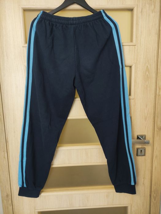 Dres sportowy wojskowy  100/175