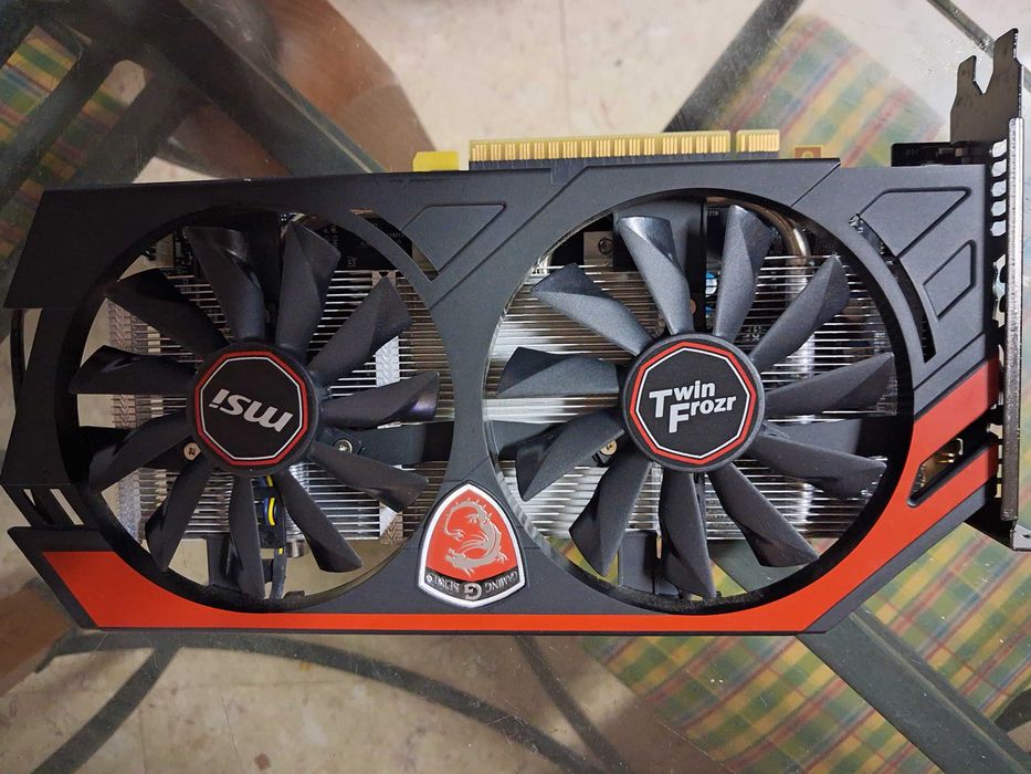Placa Gráfica  GTX 750 TI