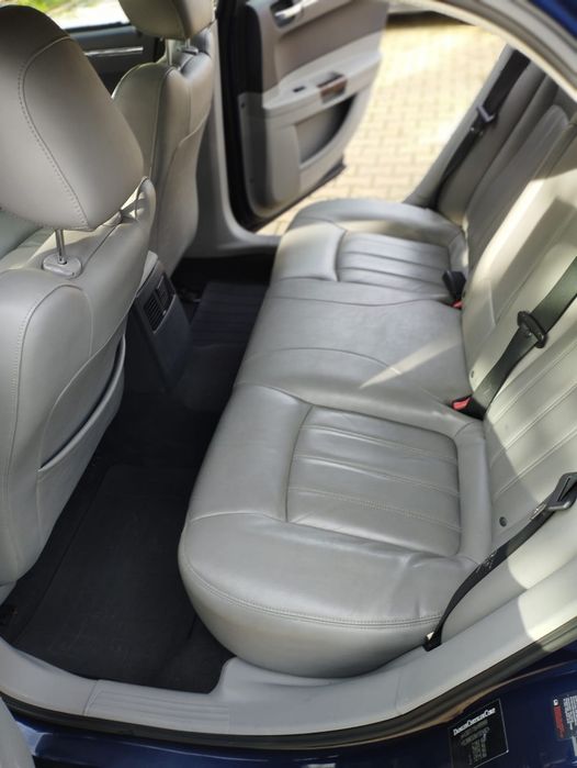 Vendo crysler 300c v6