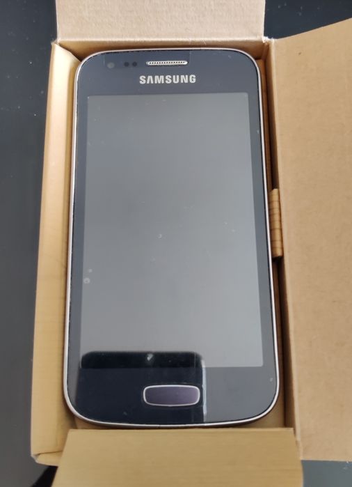 Samsung Galaxy Ace 3 GT-S7275R - 8GB