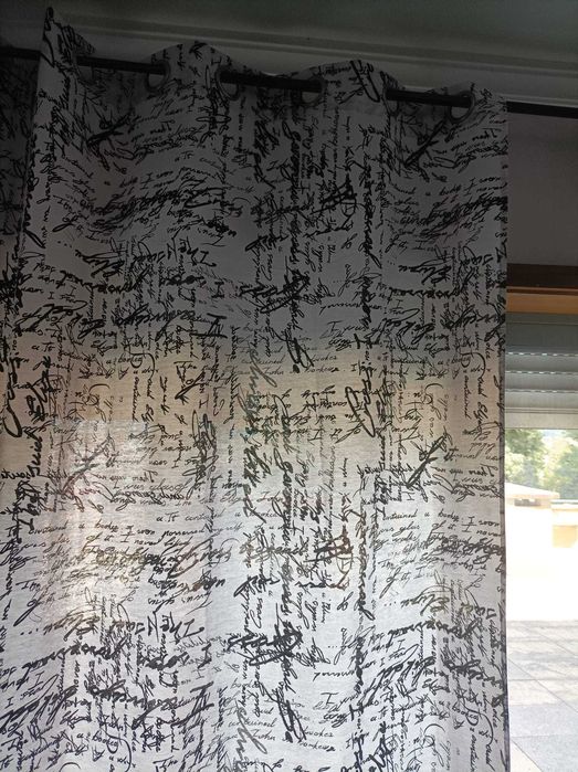 Cortinados como novos