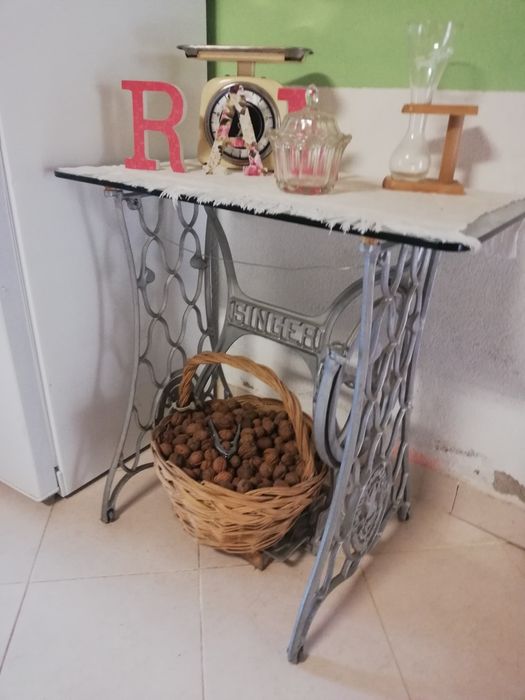 Pé de máquina restaurado