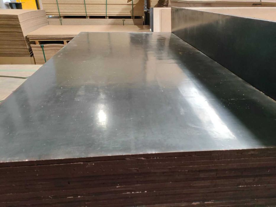 Sklejka szalunkowa | Sklejka topolowa | Sklejka brzozowa | Szalunki