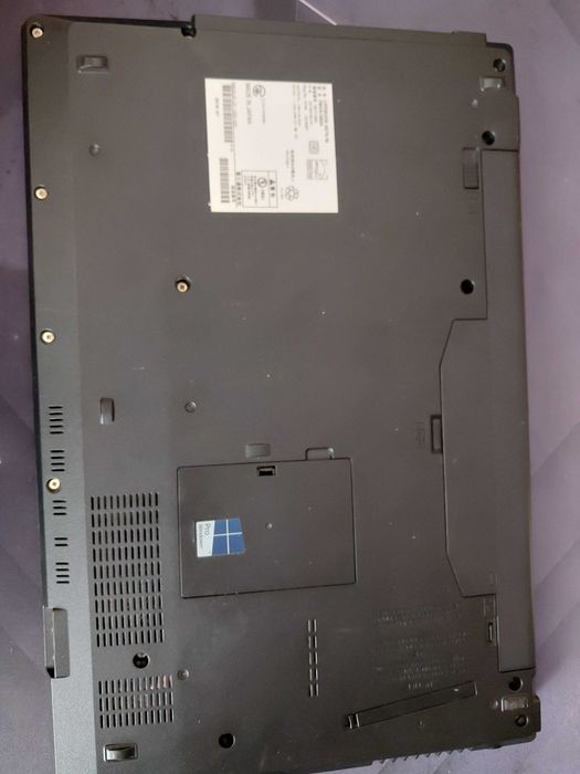 Ноутбук Fujitsu LifeBook A574 / i5-4310M / 8GB / SSD 250GB
