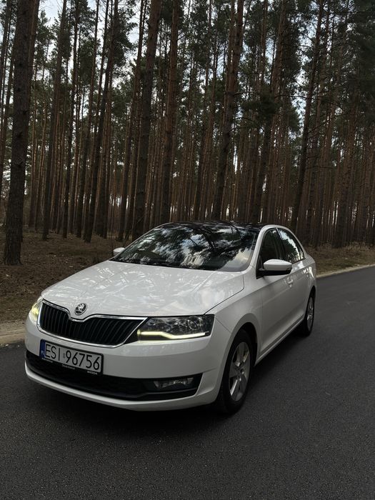 Skoda rapid 1.6 tdi czarny dach