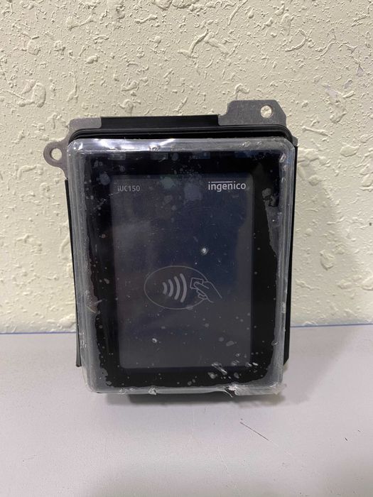 Безконтактний платіжний термінал Ingenico iUC150 IUC150-00T2398