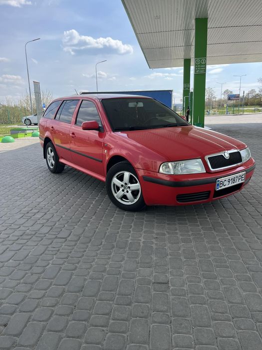 Продам Skoda Octavia Tour 1.6 MPI