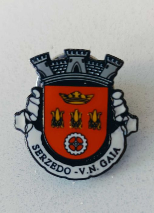 Vendo Pin's clássicos e raros