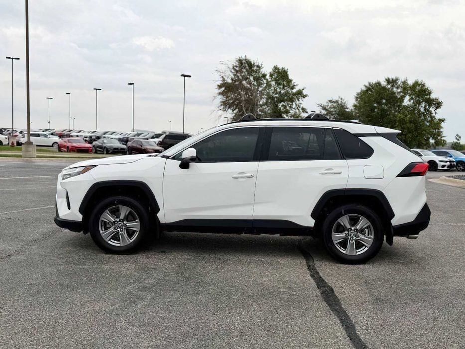 Toyota RAV4 2.5 Hybrid      2023