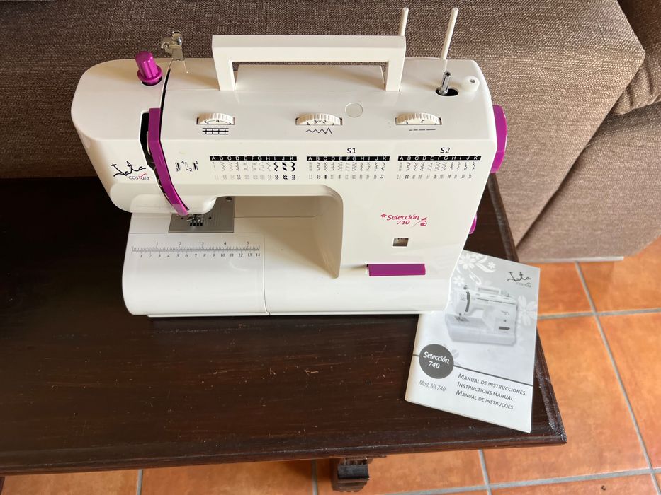 Máquina de costura Jata MC740 (66 pontos)