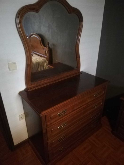 Mobília de quarto completa