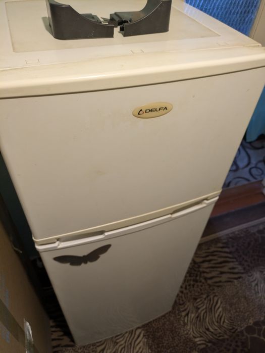 Продам холодильник. Не робочий