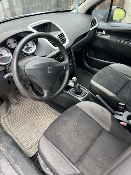 Sprzedam peugeot 207