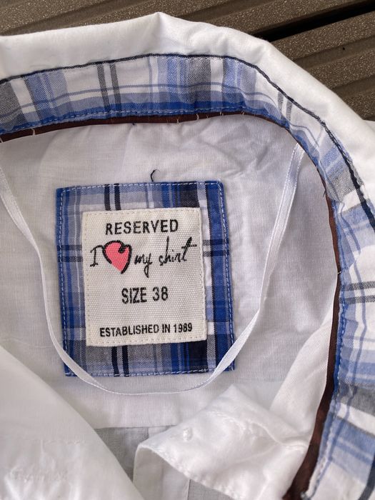 Reserved biala koszula z łatkami stan ideal M