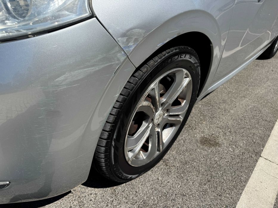 Peugeot 208 1.2VTi Alure 3p
