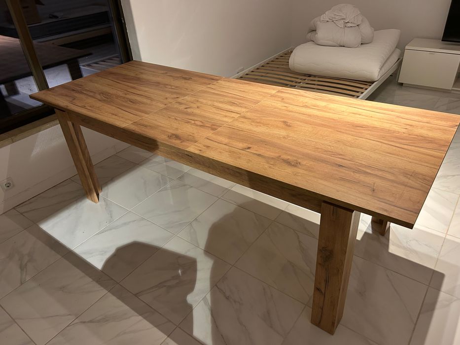 Mesa de jantar grande