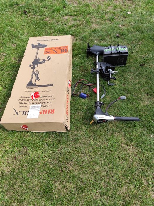 Sprzedam silnik elektryczny Rino 70 LBS z maksymizerem i z akumulatorem