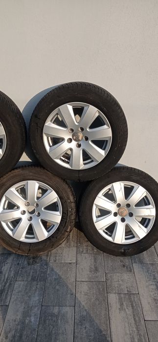 Felgi pochodzą z audi A6 C6