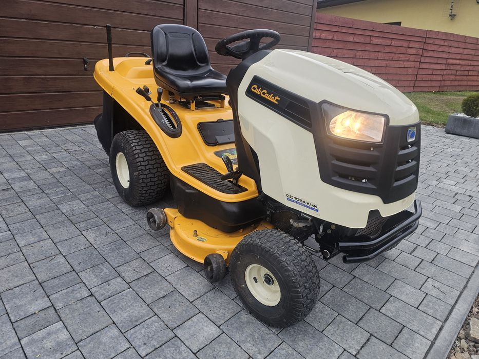 Traktorek kosiarka CUB CADET 24KM V2 kawasaki, pompa, 155godz
