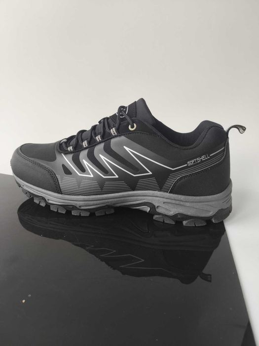 Okazja Stylowe buty męskie czarne nowe sportowe wiązane 44