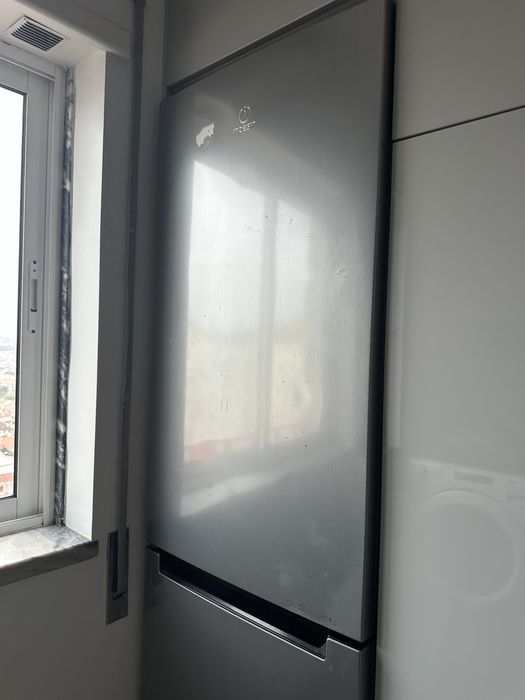 Frigorifico combinado Indesit