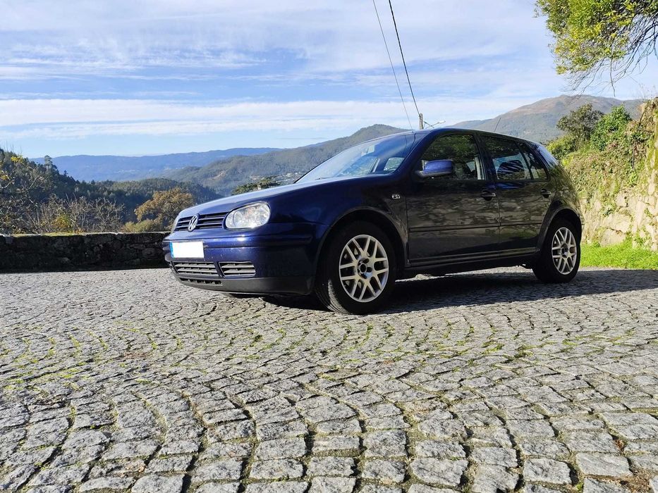 Volkswagen Golf IV 1.9 TDI 110cv – Ano 2000