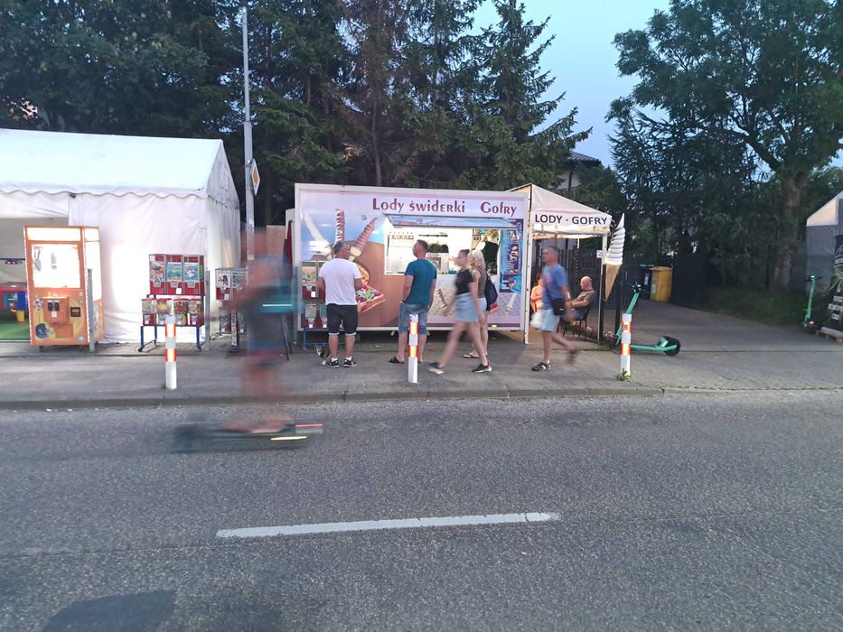 Przyczepa gastronomiczna. Lodziarnia