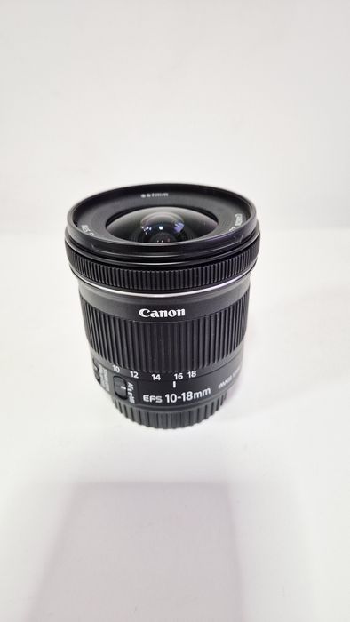 Lente Canon EF-S 10-18mm, ultragrande angular, como nova.