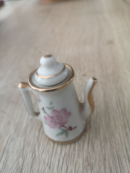 Miniaturas loiça antigas