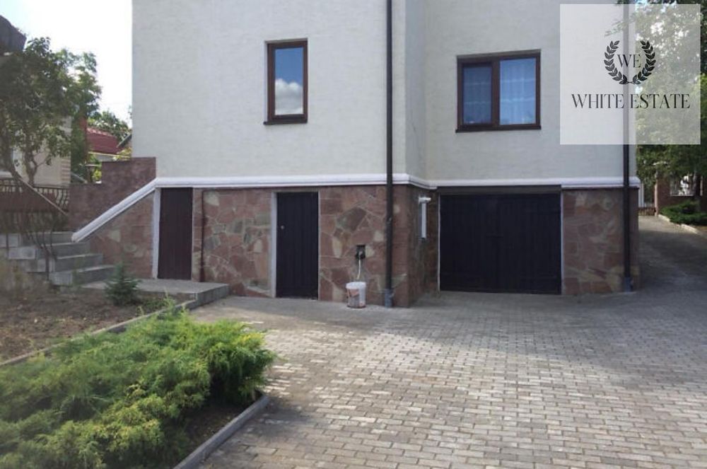 Продаж будинку район Дружба