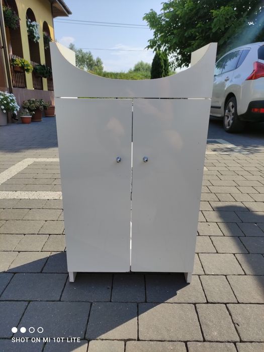 Sprzedam szafkę pod umywalkę