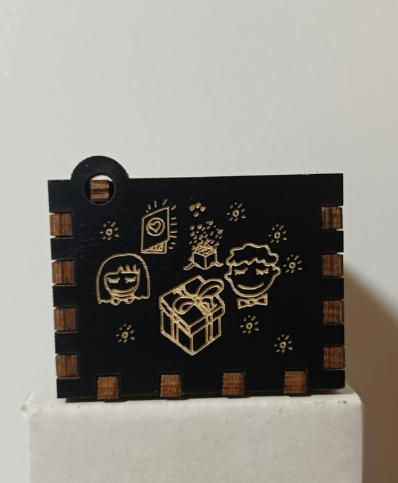 Музична шкатулка з днем народження