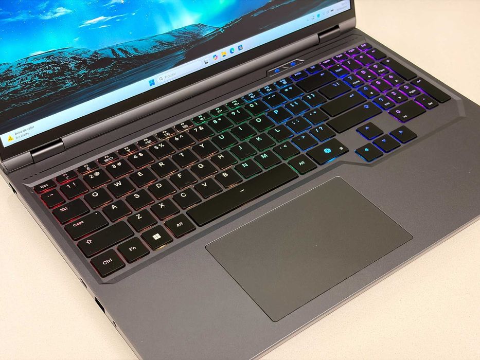 Portátil Gaming 16" RTX 5070 Ti Chuwi Gamebook