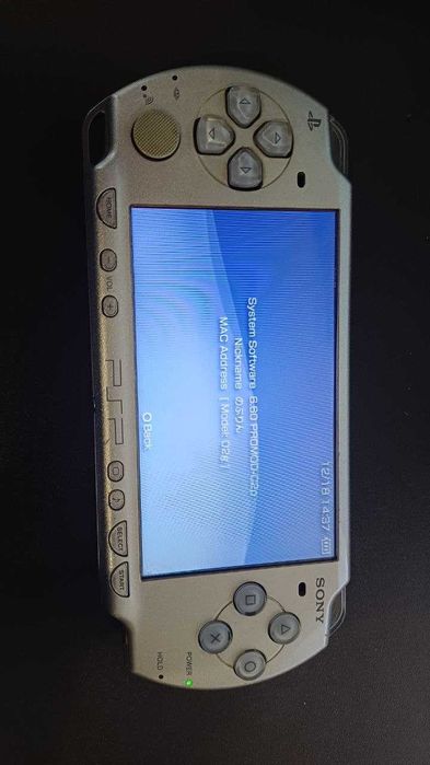 Портативна ігрова приставка PSP Slim Ice Silver 64gb з іграми