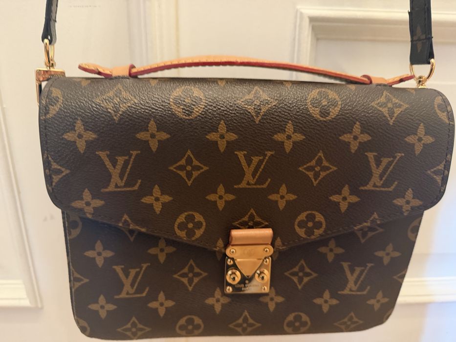 Mala Louis Vuitton Metis como nova original sem marcas de uso