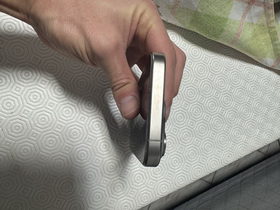 Iphone 15 pro 128gb