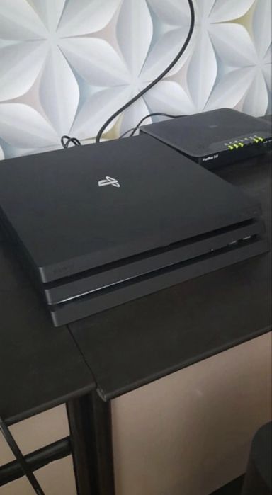 Playstation 4 i 2pady tanio!