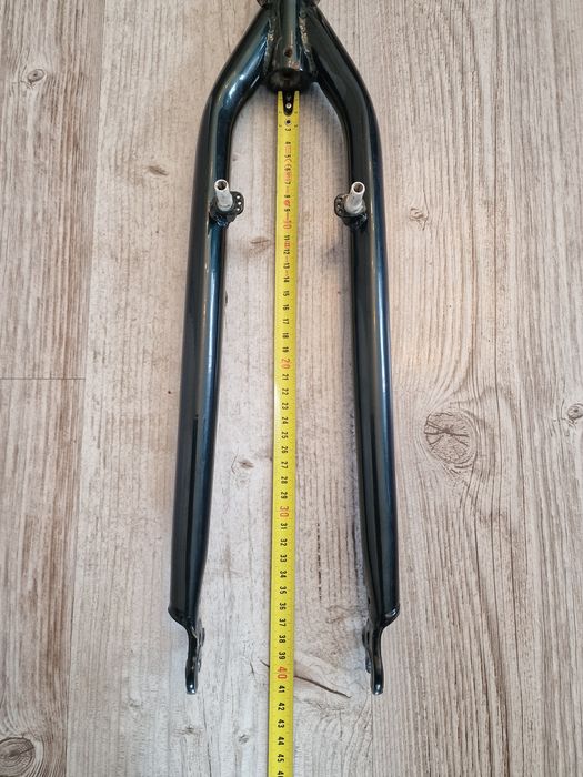Widelec rowerowy przedni sztywny Gazelle pod koła 28 cali