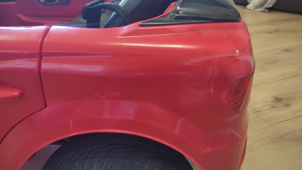 Дитячий електромобiль Bambi