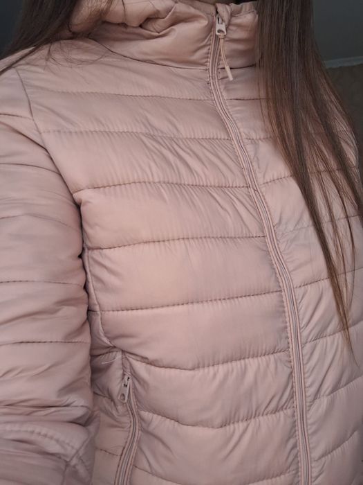 Куртка жіноча Pull&Bear