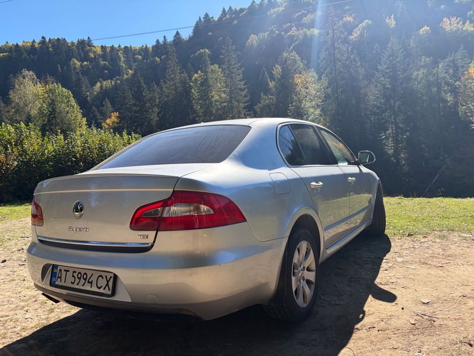 Skoda superb 2012