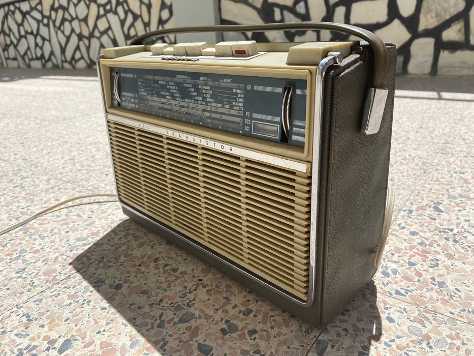 Equipamento de Rádio | Philips All Transistor HENRIETTE 400